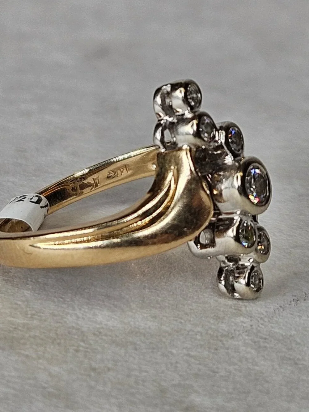 14K Yellow Gold Diamond Offset Vertical Band Cocktail Ring 0.26TCW Size 6.75